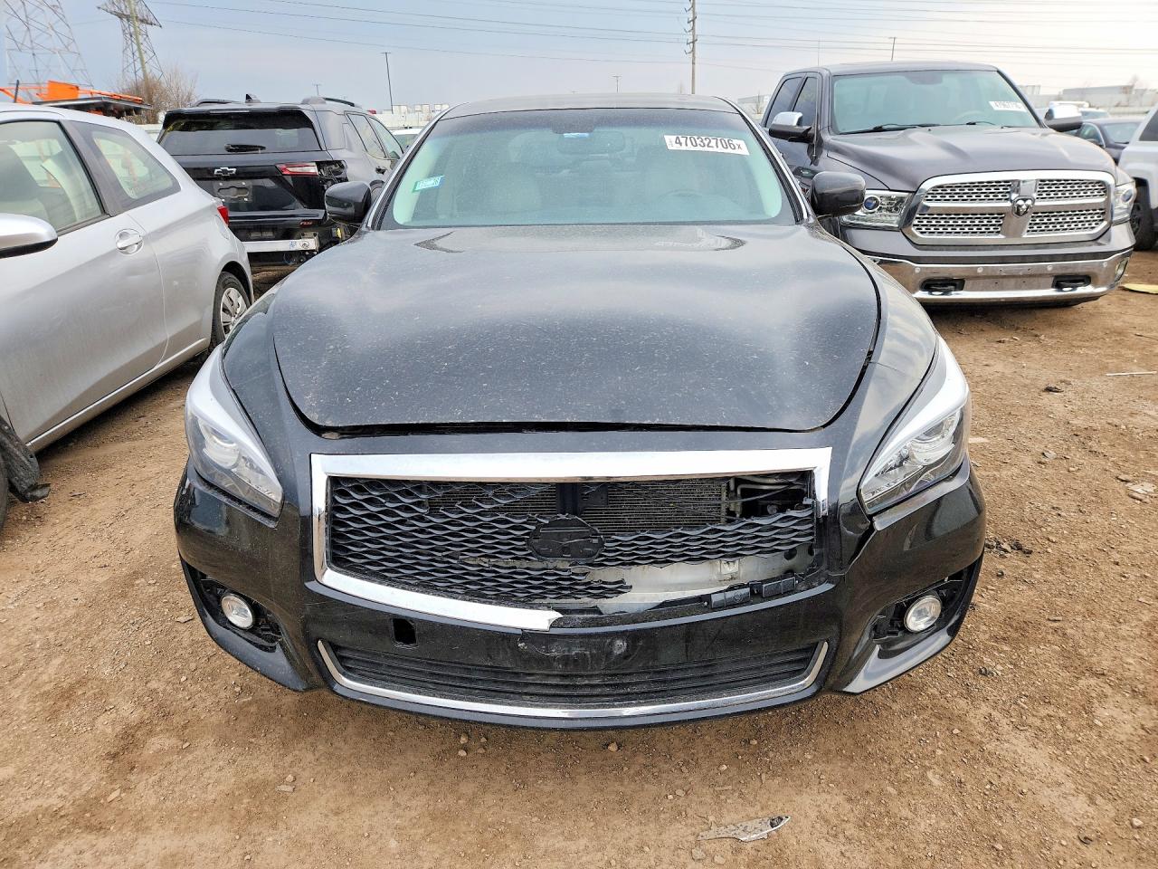 2011 INFINITI M37 X photo 9