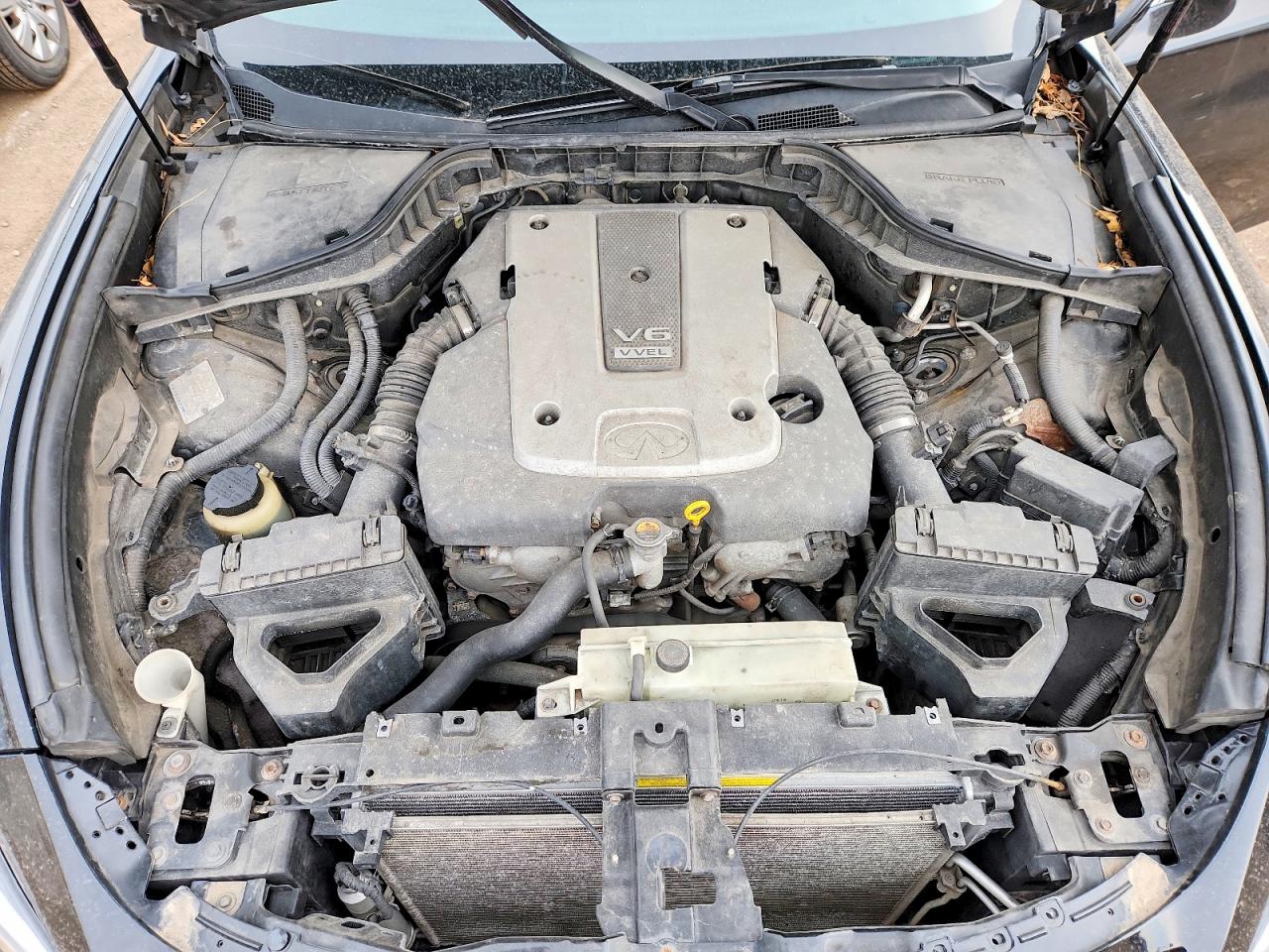 2011 INFINITI M37 X photo 21