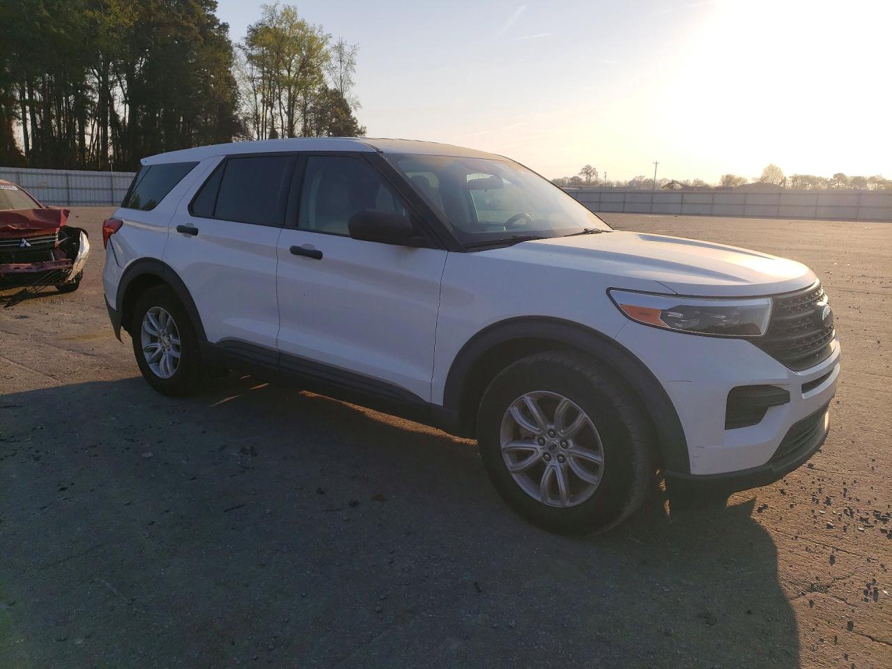 2020 FORD EXPLORER photo 7