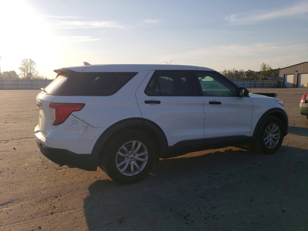 2020 FORD EXPLORER photo 5