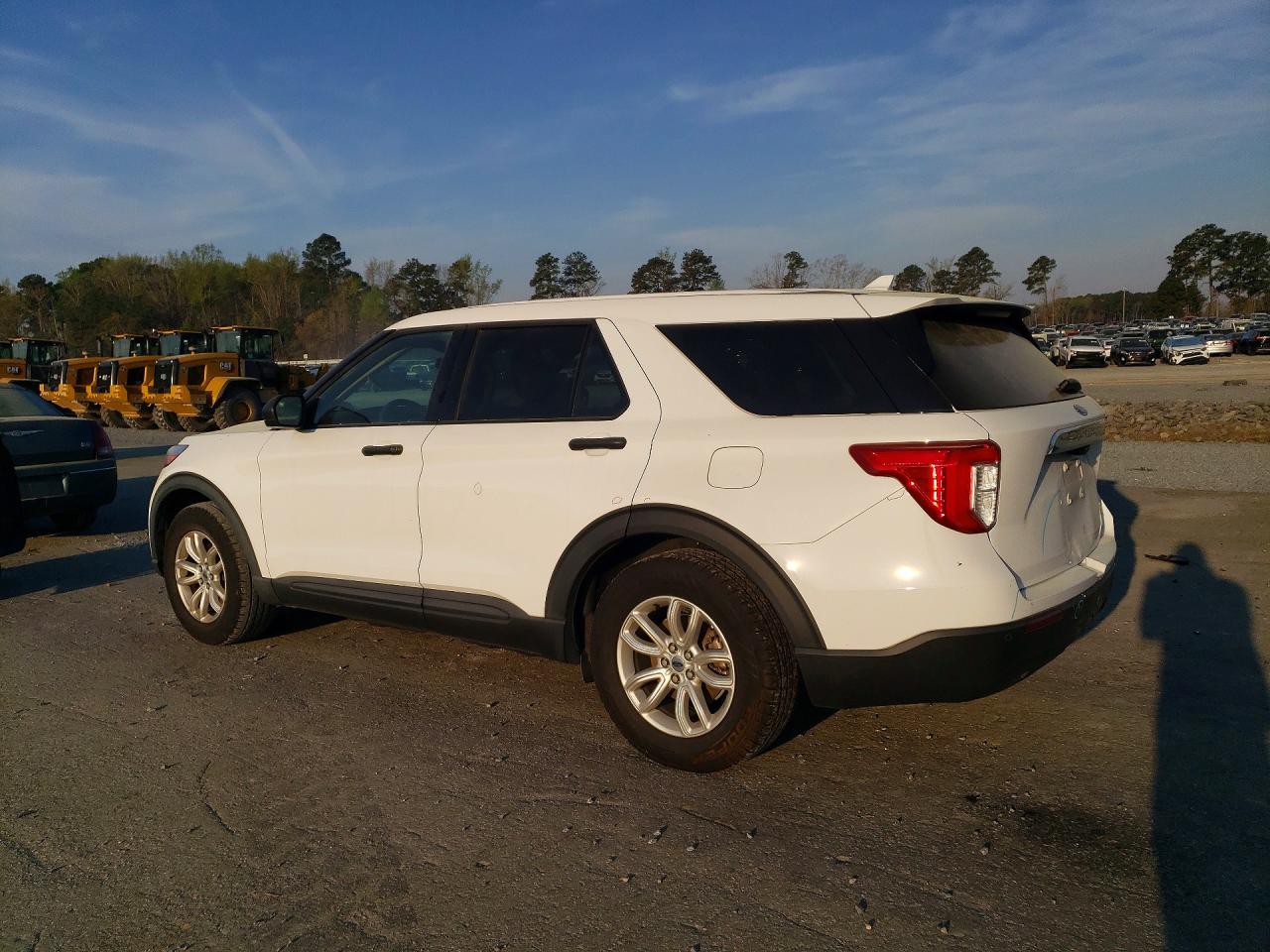 2020 FORD EXPLORER photo 3