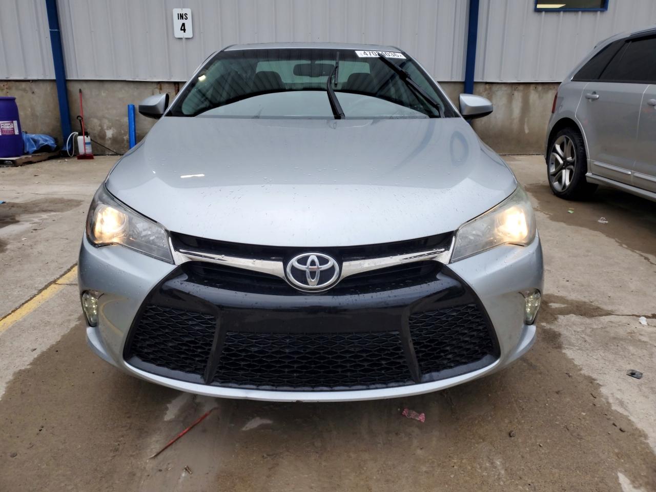 2017 TOYOTA CAMRY XSE photo 13