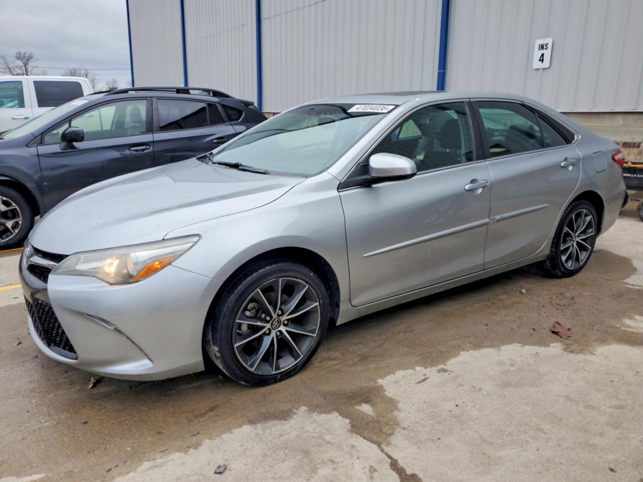 2017 TOYOTA CAMRY