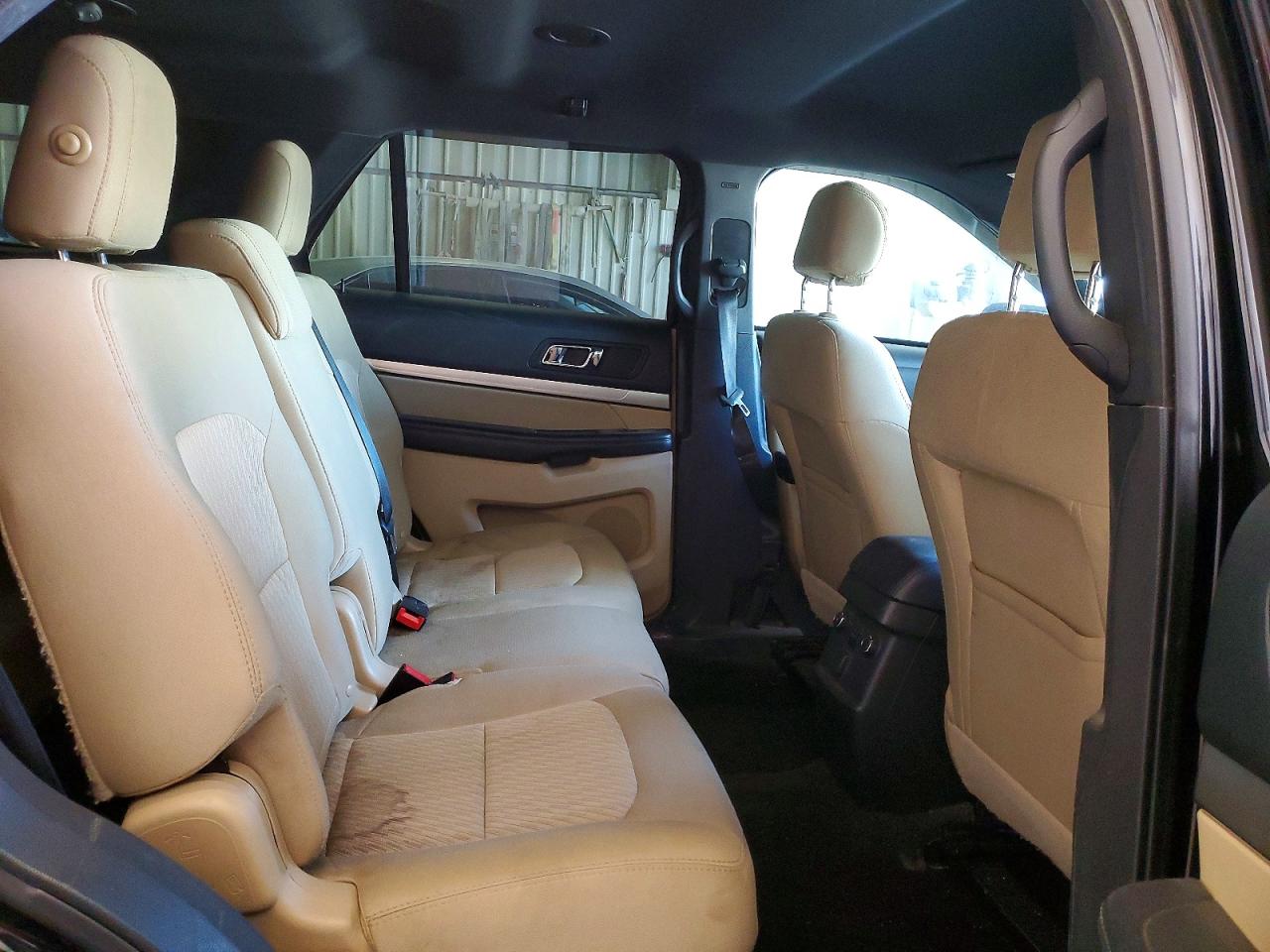 2017 FORD EXPLORER photo 21
