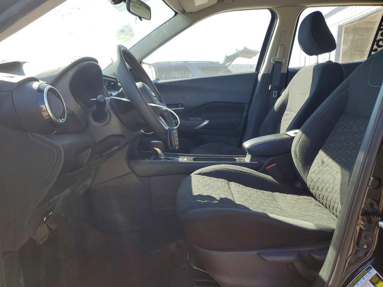 2021 NISSAN KICKS SV photo 13
