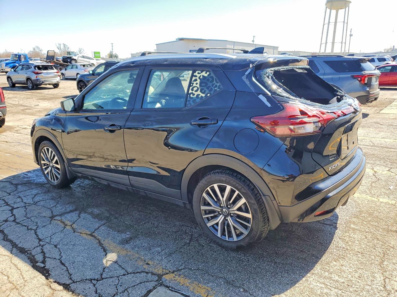 2021 NISSAN KICKS SV photo 3