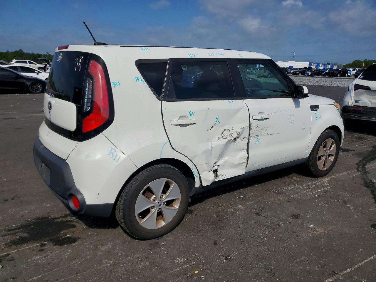 2014 KIA SOUL BASE photo 5