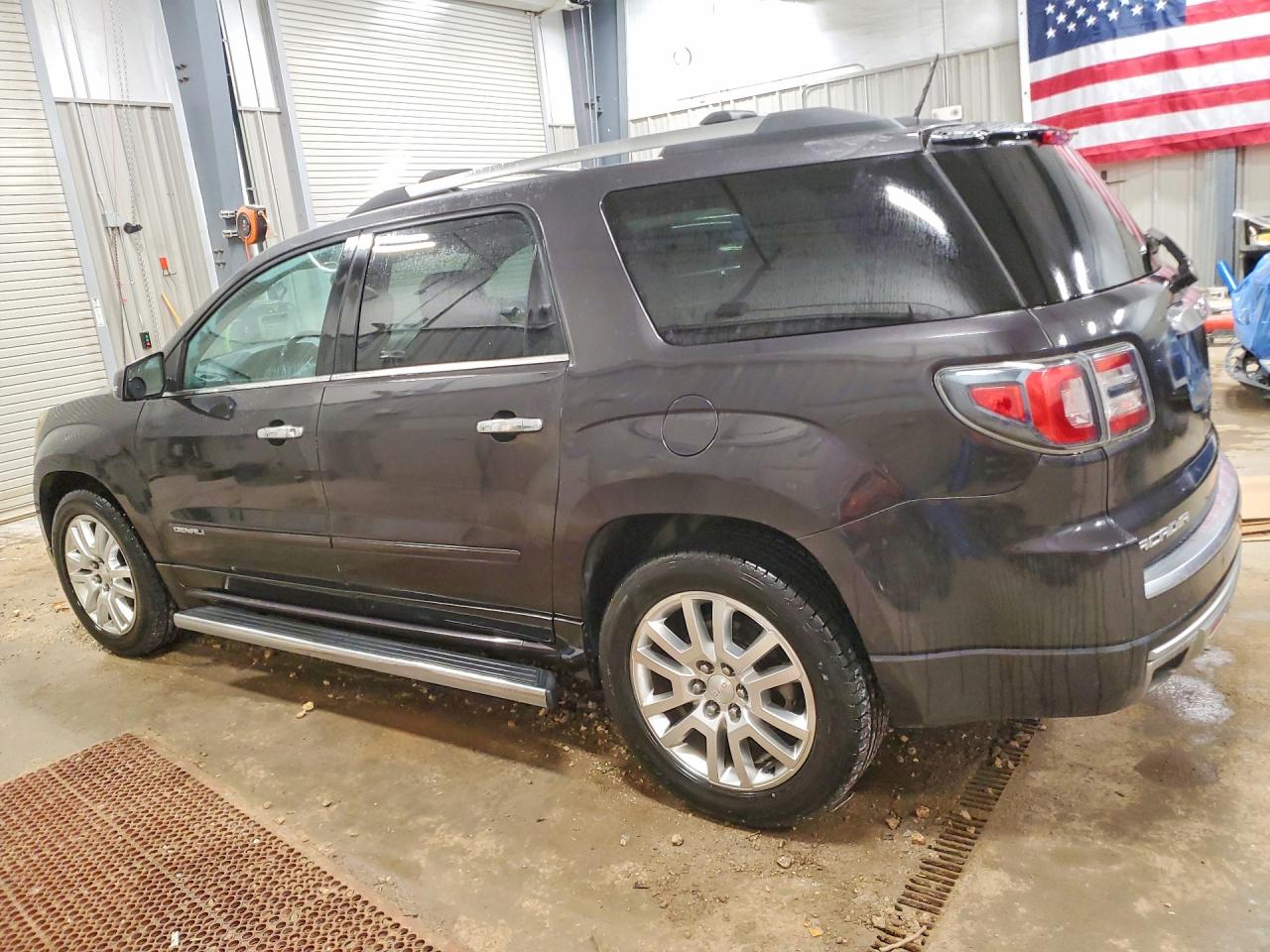 2016 GMC ACADIA DENALI photo 4