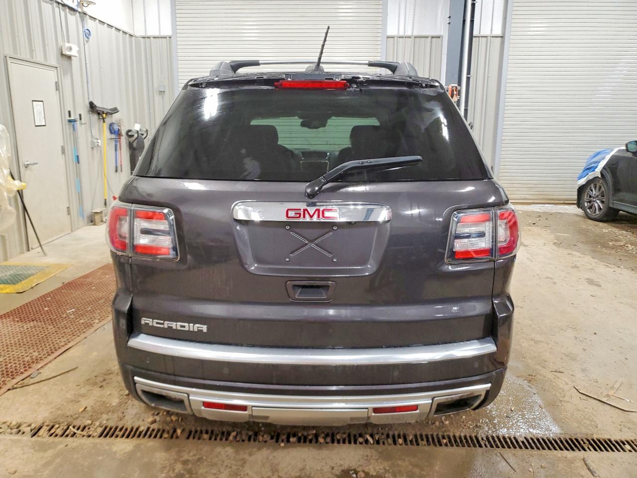 2016 GMC ACADIA DENALI photo 16