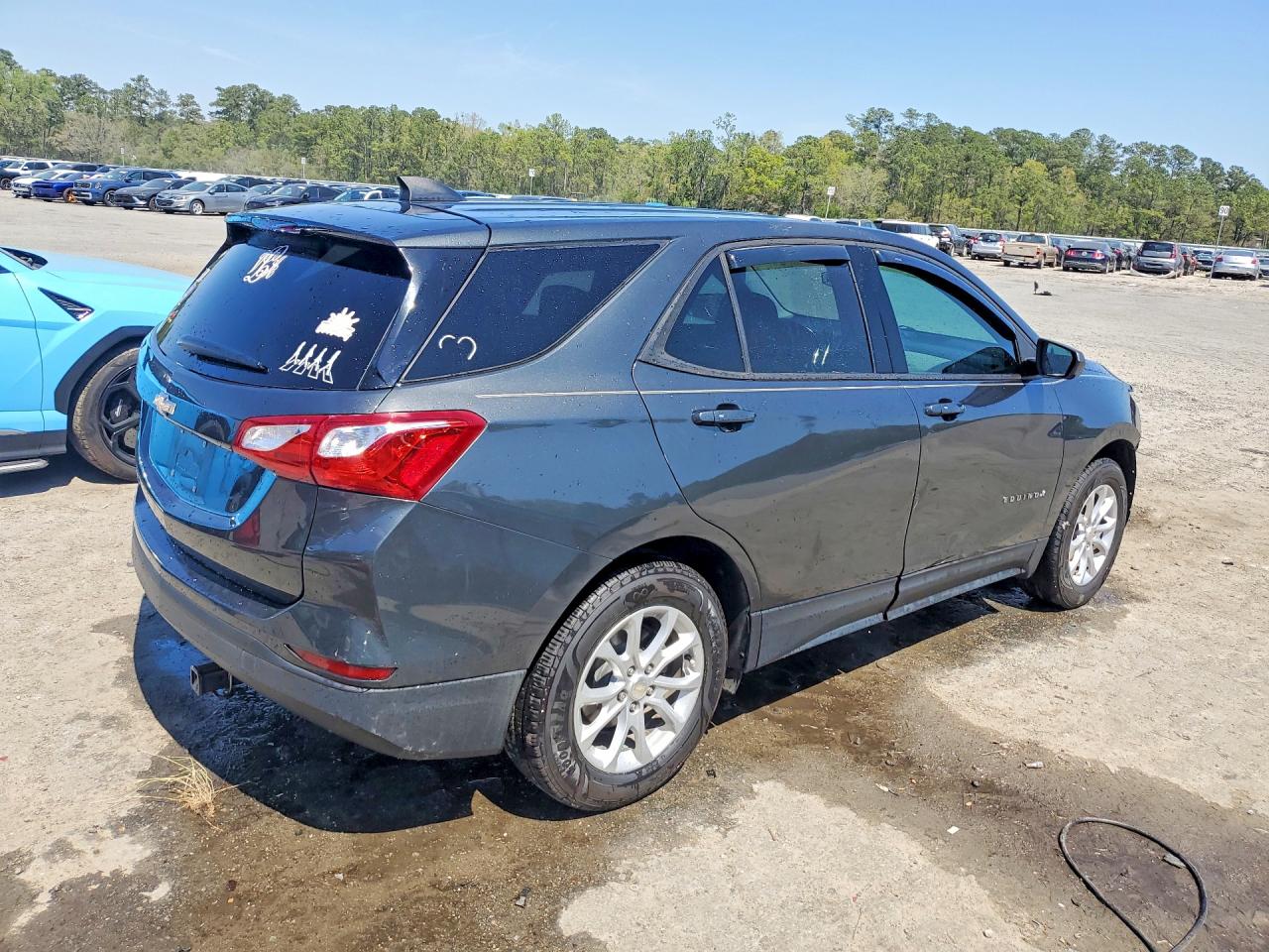 2019 CHEVROLET EQUINOX LS photo 5