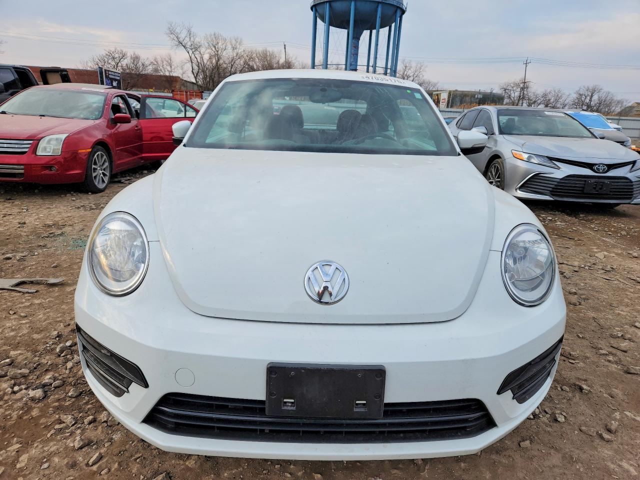 2017 VOLKSWAGEN BEETLE 1.8T photo 5