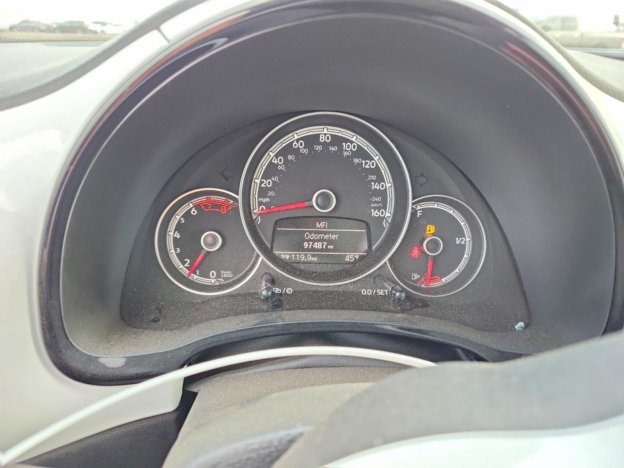 2017 VOLKSWAGEN BEETLE 1.8T photo 9