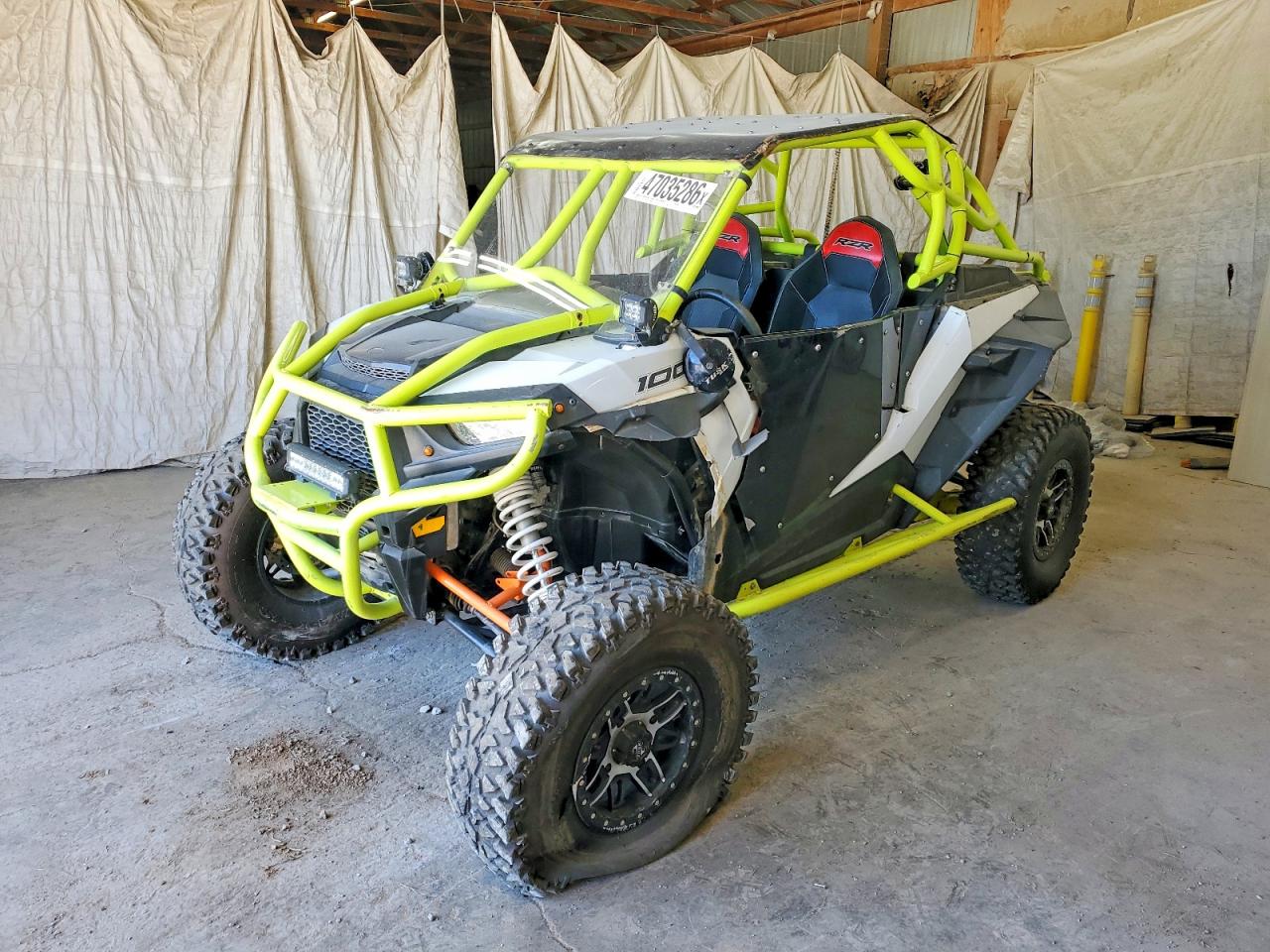 2017 POLARIS RZR UTILITY VEHICLE photo 4