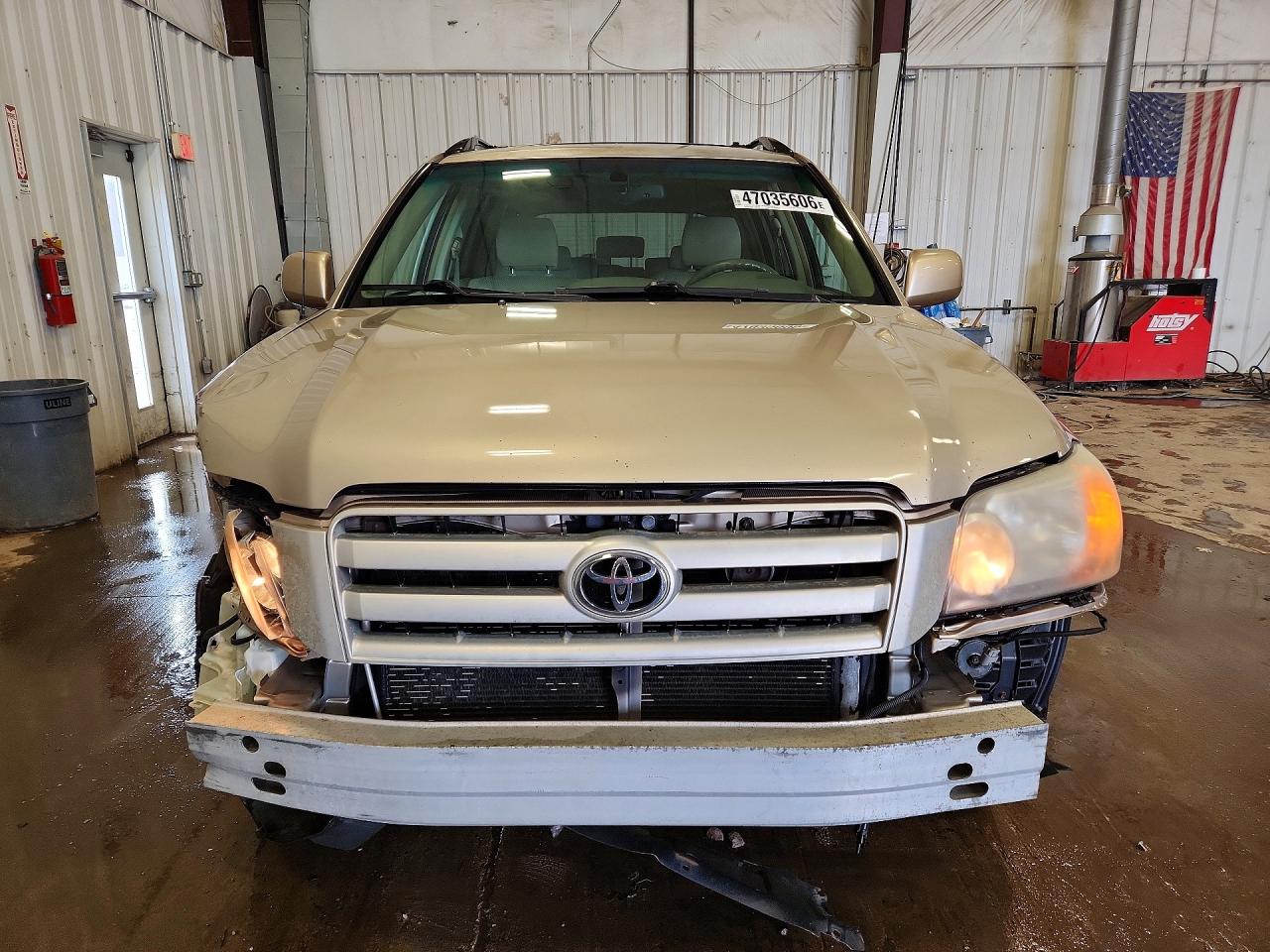 2006 TOYOTA HIGHLANDER BASE photo 9