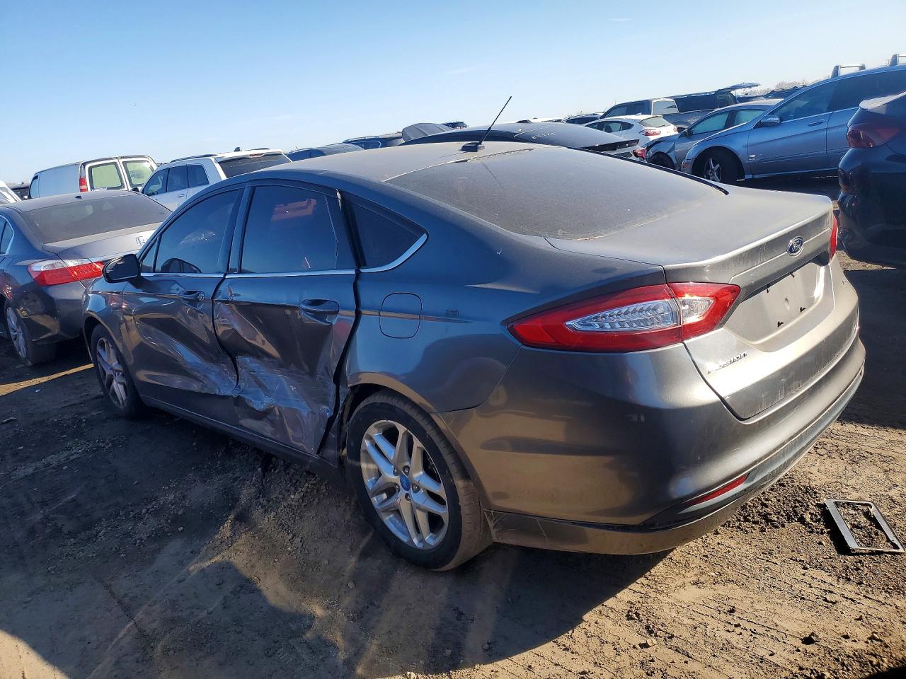 2013 FORD FUSION SE photo 4