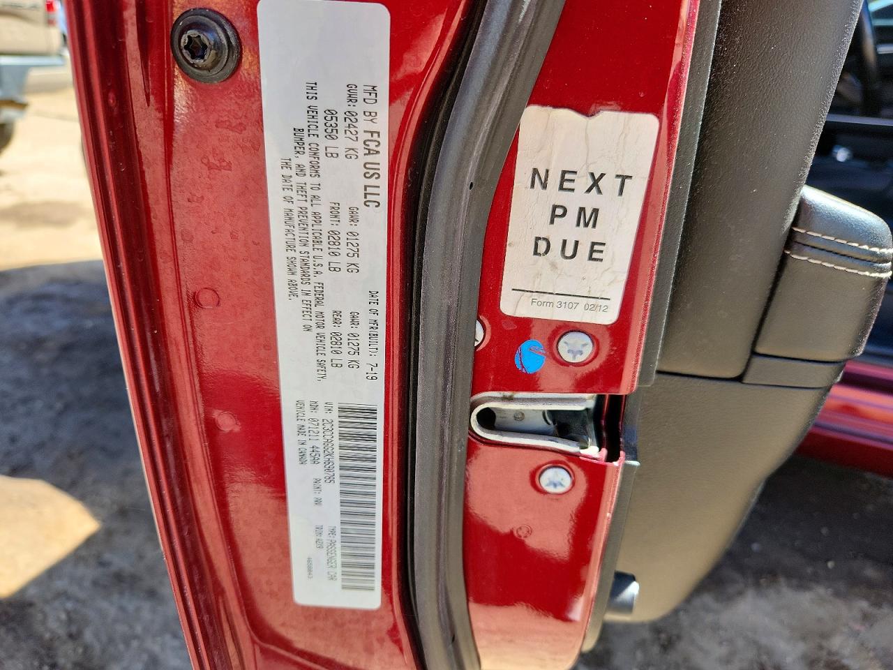 2019 CHRYSLER 300 S photo 12
