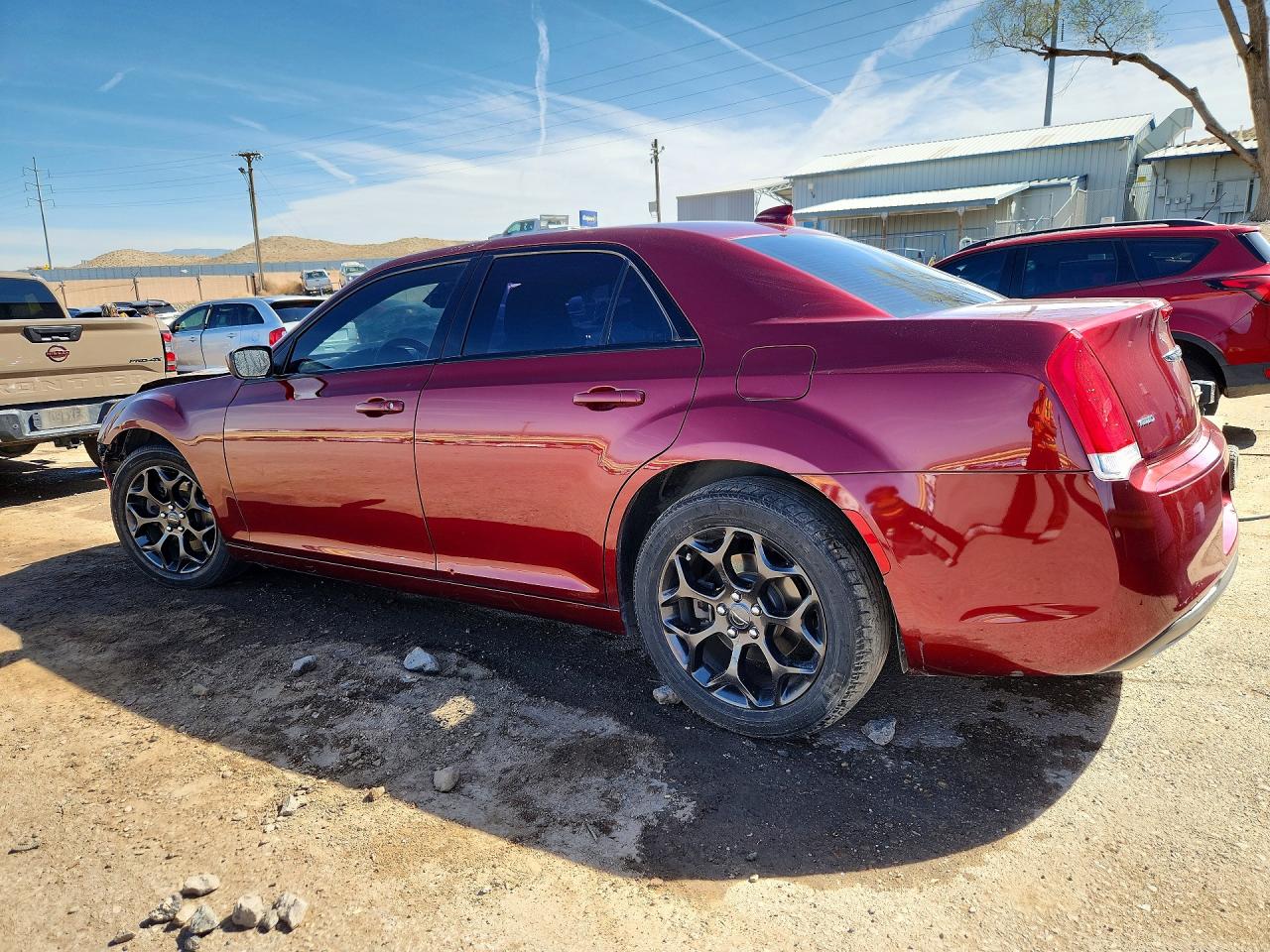 2019 CHRYSLER 300 S photo 2