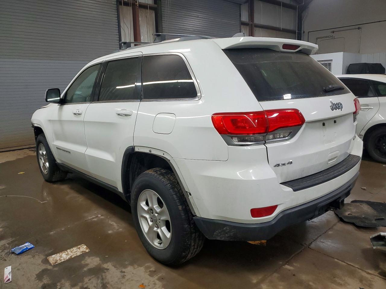 2014 JEEP GRAND CHEROKEE LAREDO photo 2