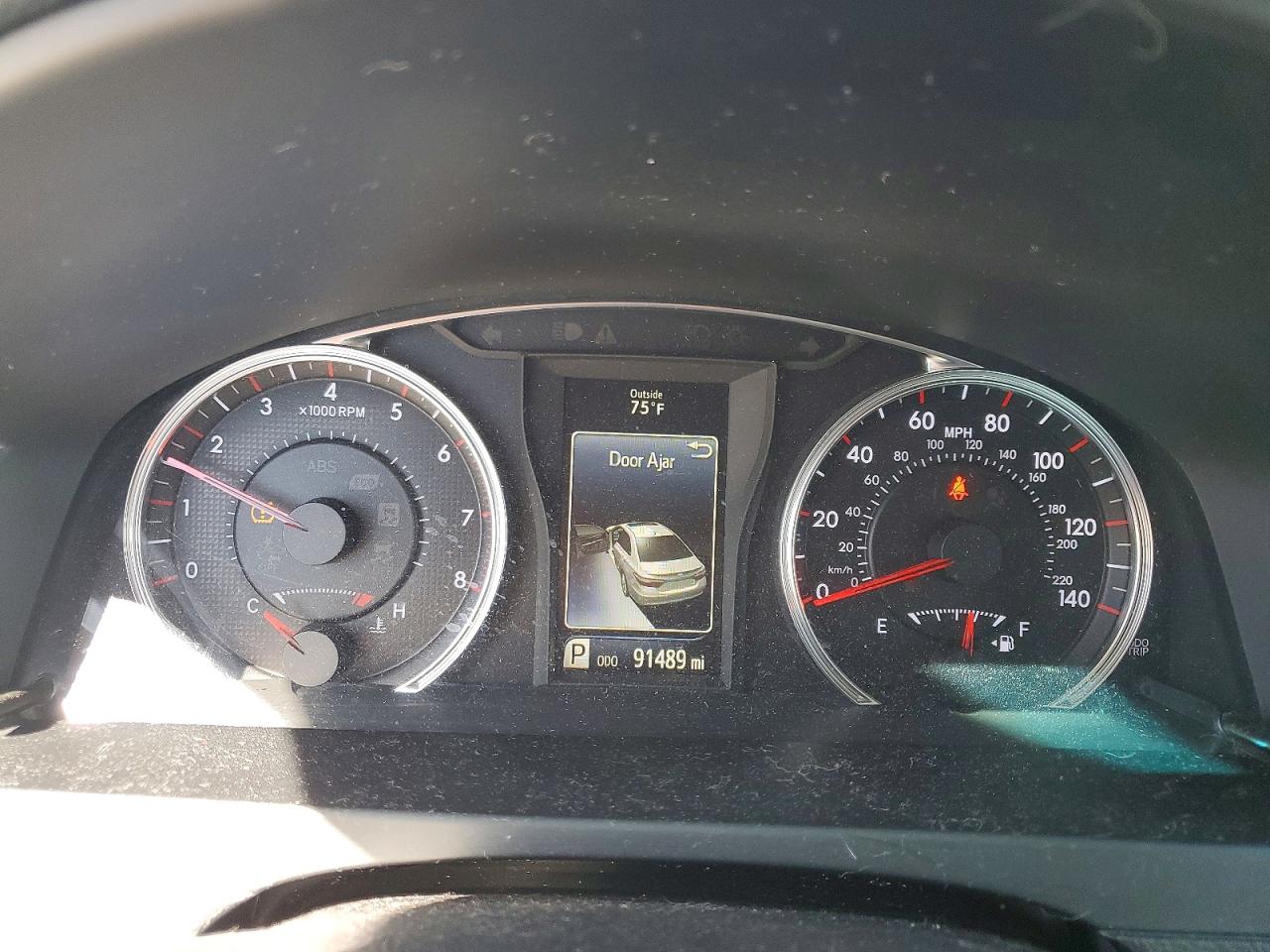 2016 TOYOTA CAMRY SE photo 25
