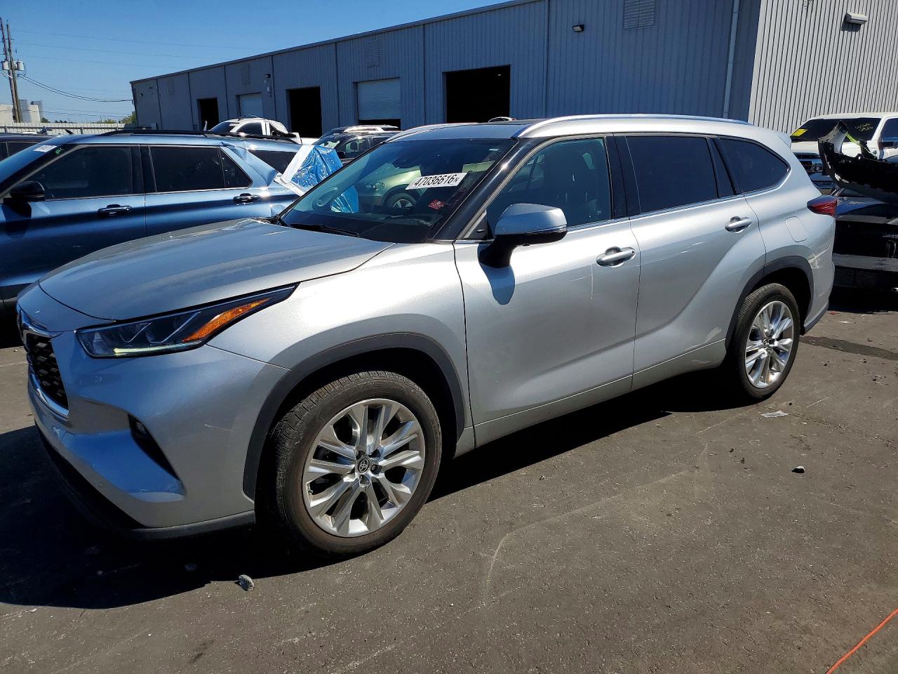 2023 TOYOTA HIGHLANDER
