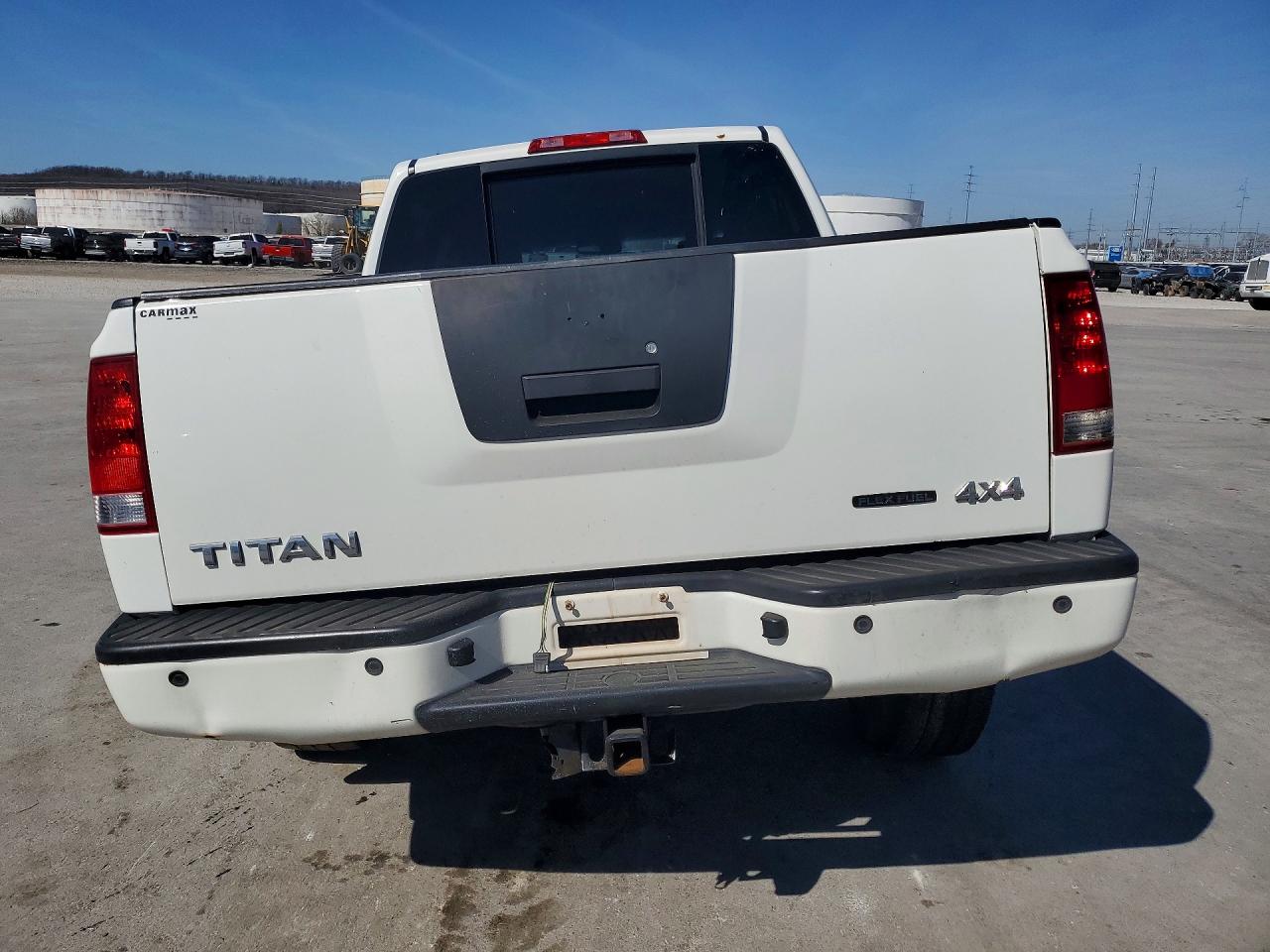 2009 NISSAN TITAN XE FFV photo 6