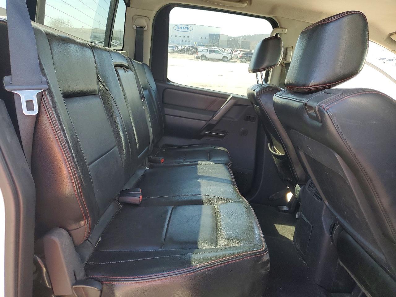 2009 NISSAN TITAN XE FFV photo 10