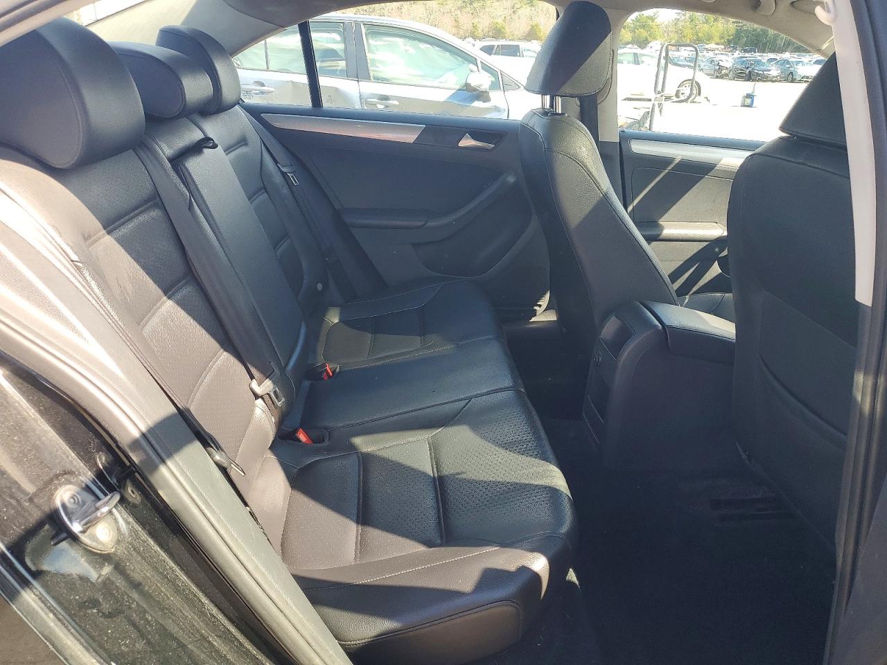 2015 VOLKSWAGEN JETTA SE photo 10