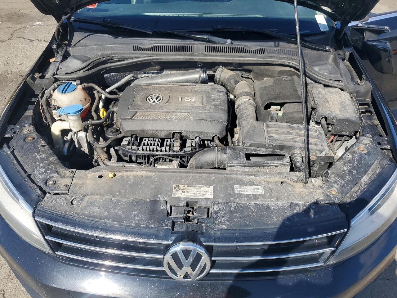 2015 VOLKSWAGEN JETTA SE photo 11