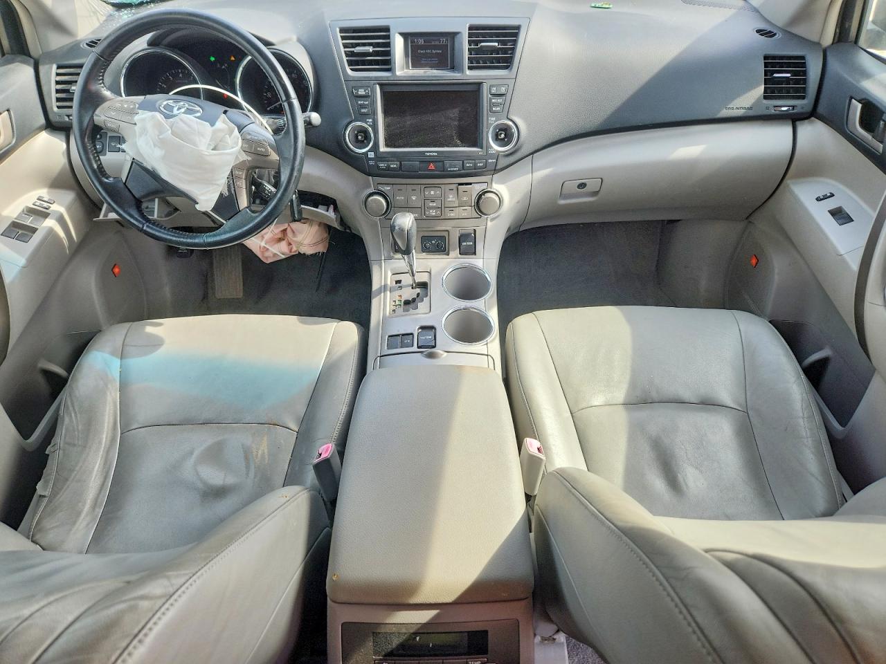 2008 TOYOTA HIGHLANDER SPORT photo 15