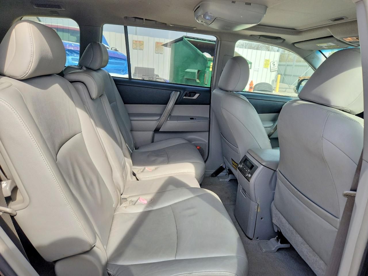 2008 TOYOTA HIGHLANDER SPORT photo 19