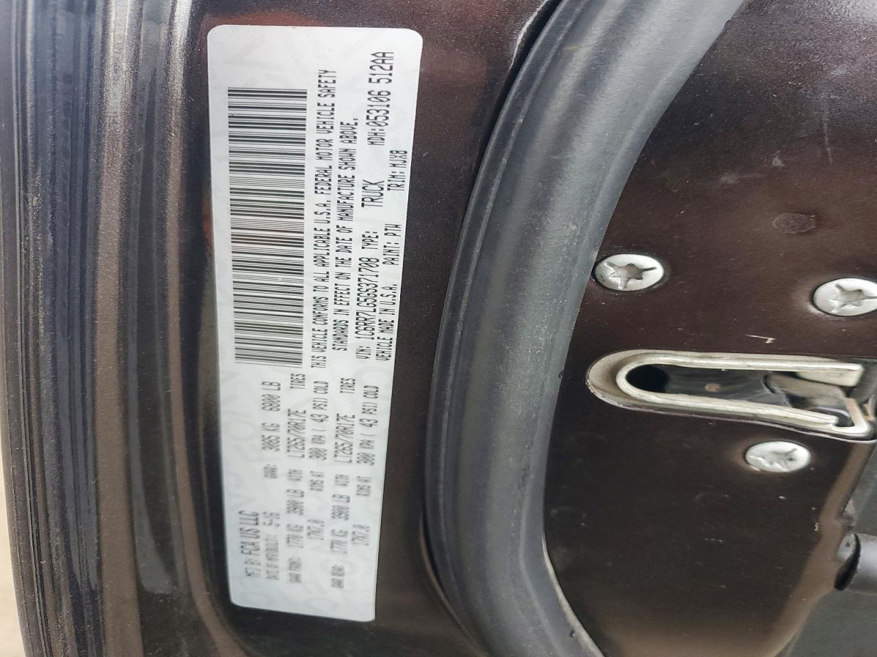 2016 RAM 1500 SLT photo 34