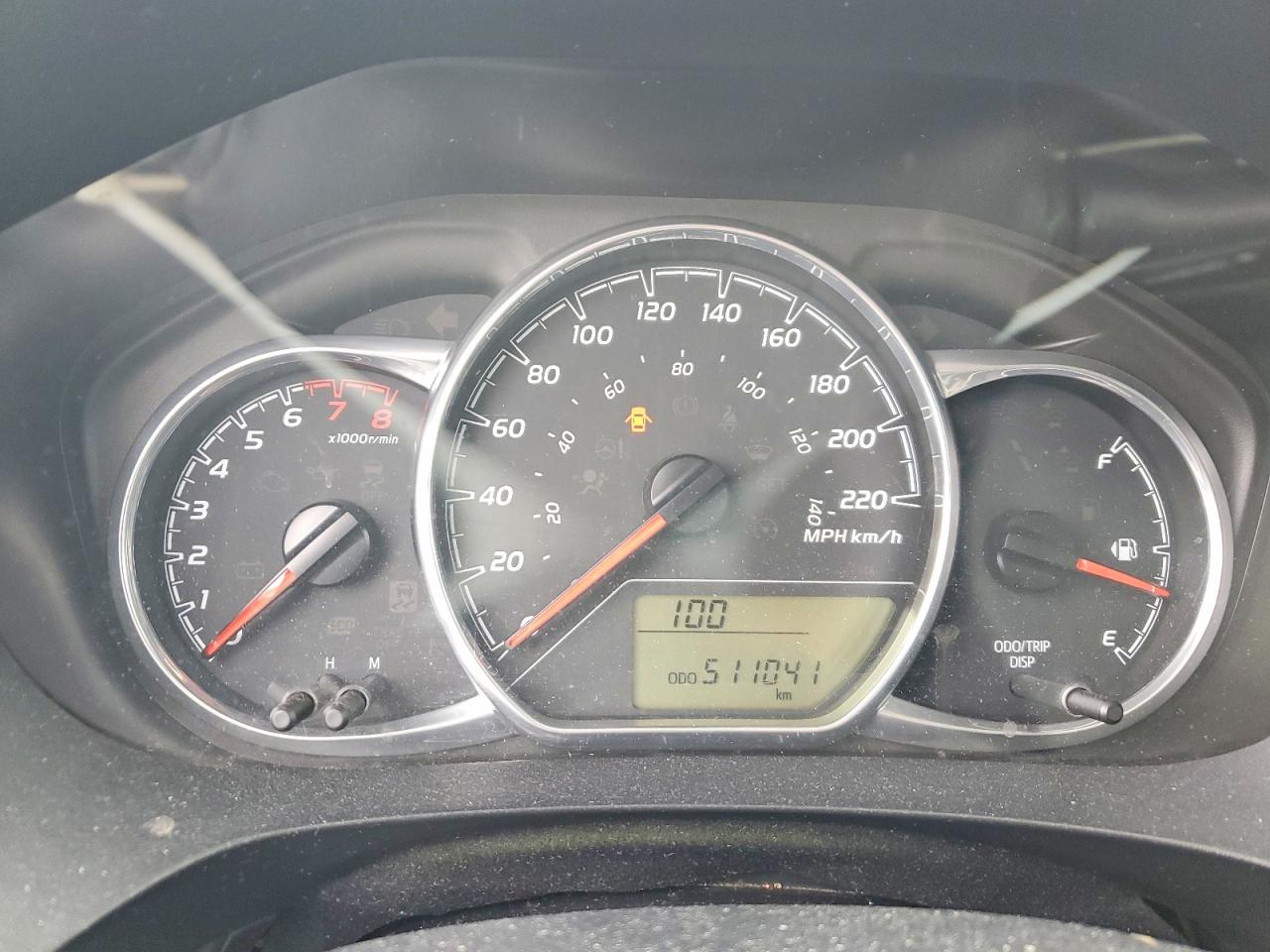 2018 TOYOTA YARIS 5-DOOR L photo 25
