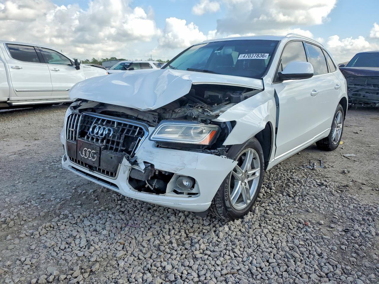 2015 AUDI Q5
