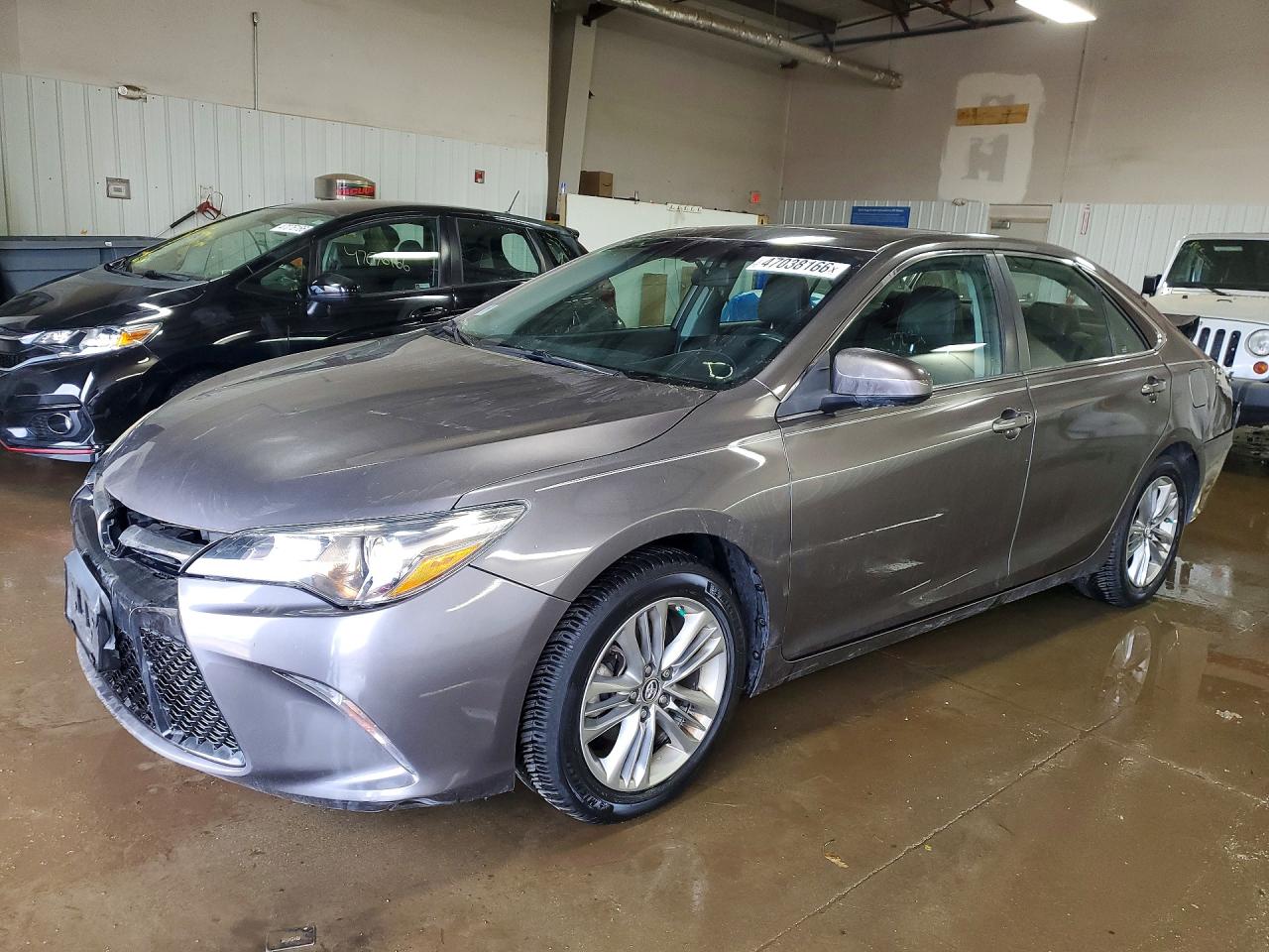 2015 TOYOTA CAMRY