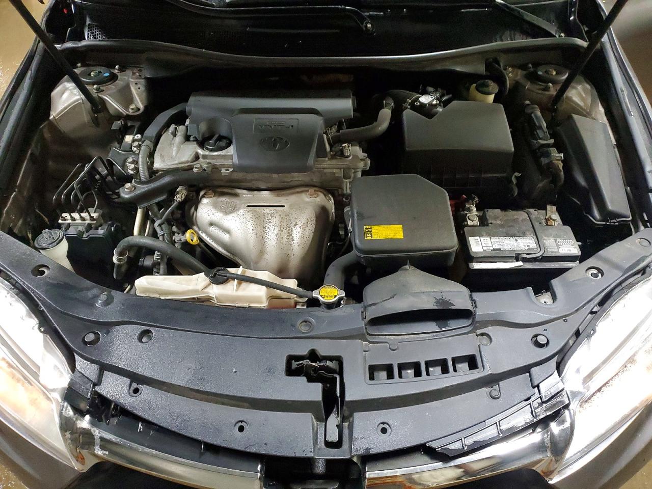 2015 TOYOTA CAMRY SE photo 31