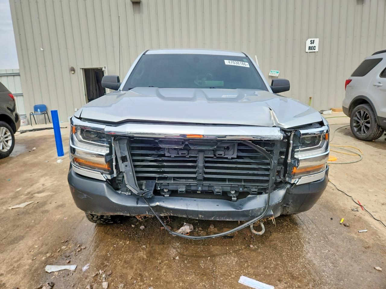 2018 CHEVROLET SILVERADO K1500 photo 9
