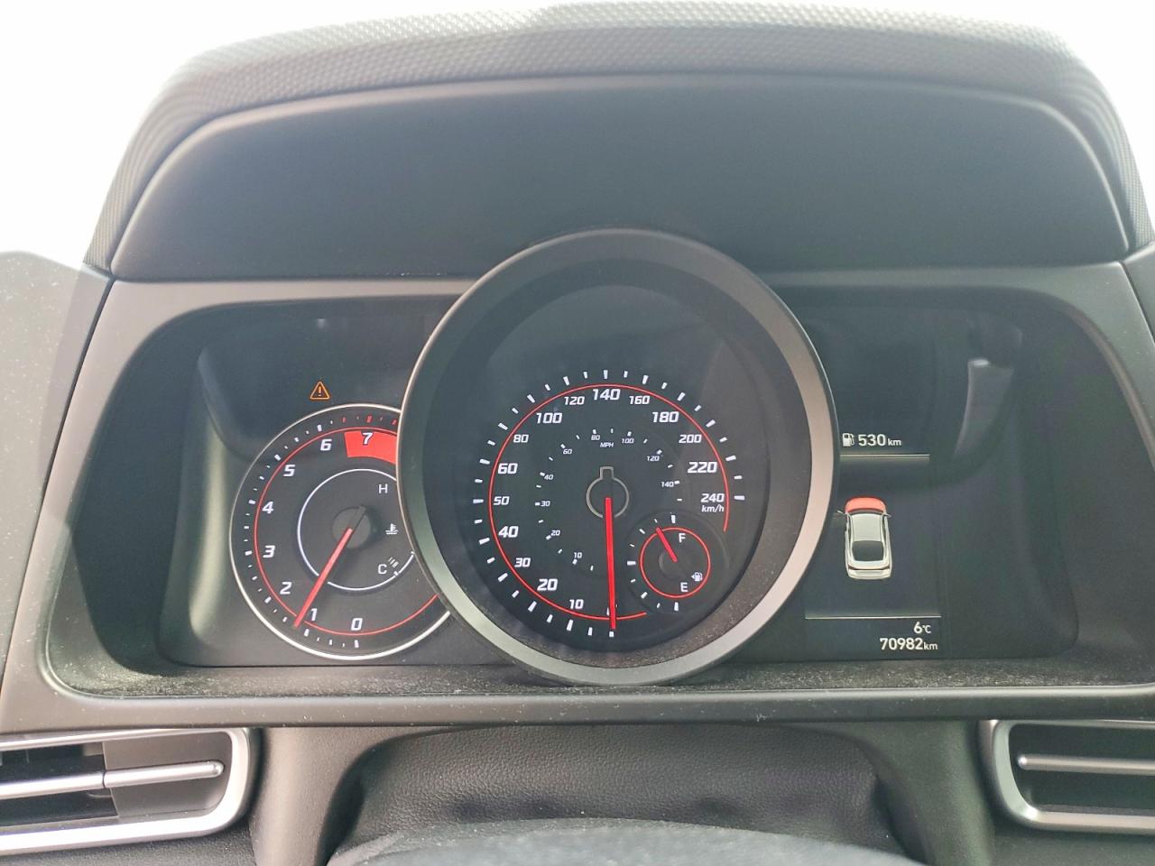2023 HYUNDAI ELANTRA SEL photo 17