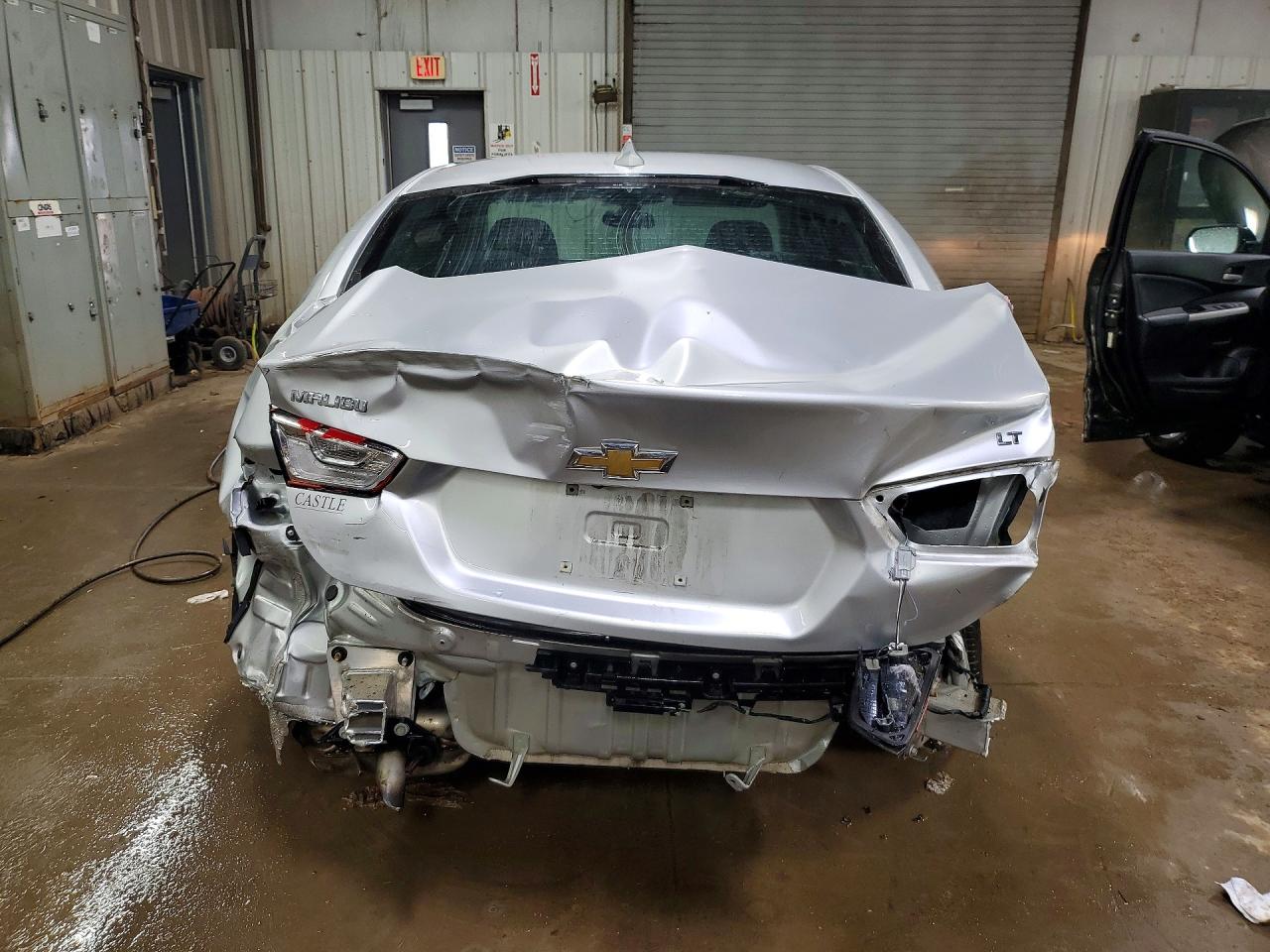 2017 CHEVROLET MALIBU LT photo 6