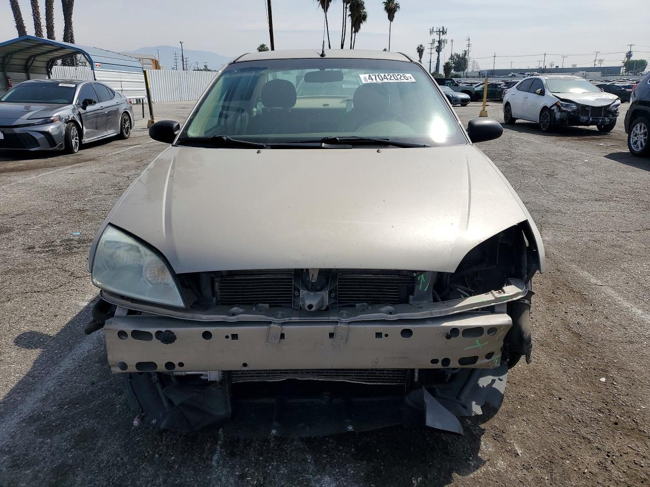 2007 FORD FOCUS ZX4 photo 9