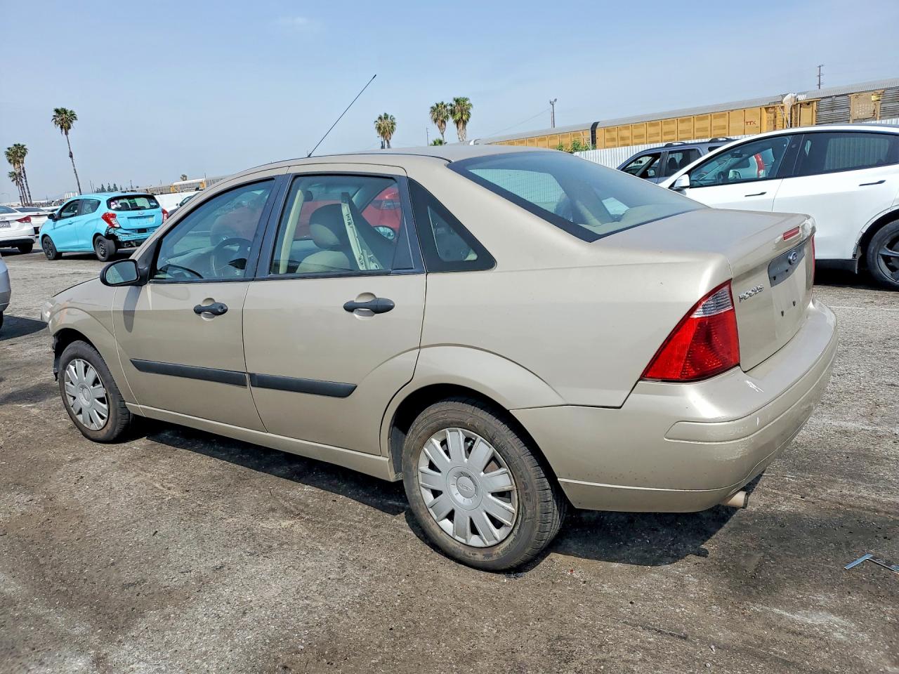 2007 FORD FOCUS ZX4 photo 3