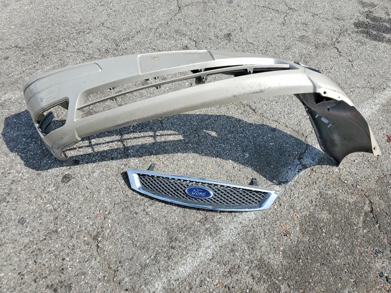 2007 FORD FOCUS ZX4 photo 23