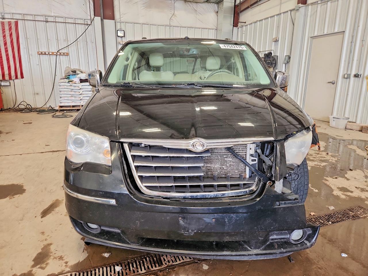 2008 CHRYSLER TOWN & COUNTRY LIMITED photo 9