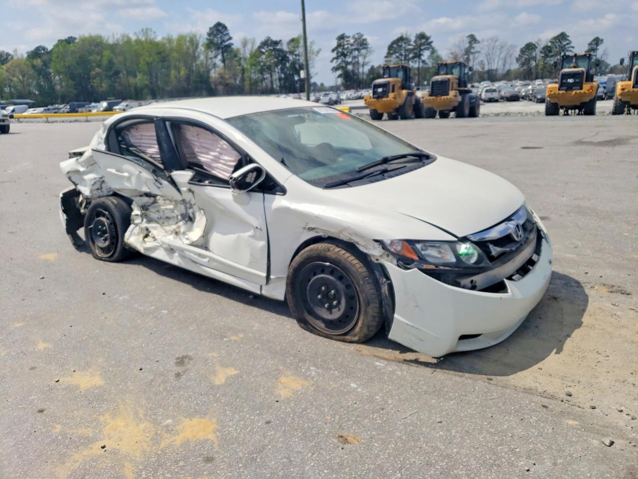 2011 HONDA CIVIC LX photo 4