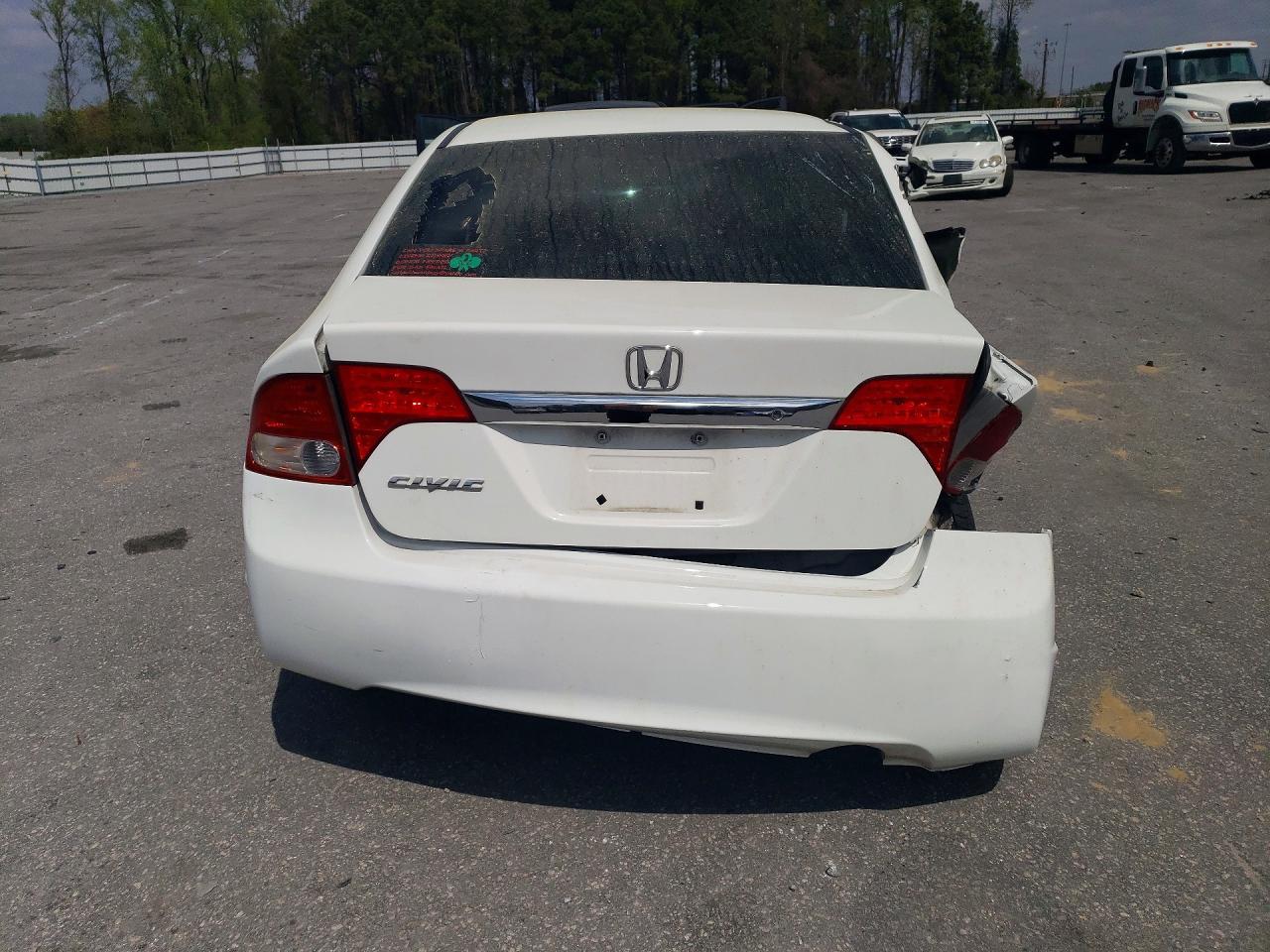 2011 HONDA CIVIC LX photo 6