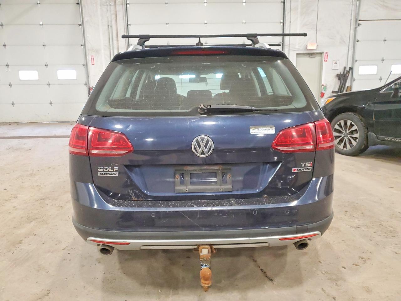 2017 VOLKSWAGEN GOLF ALLTRACK S photo 11