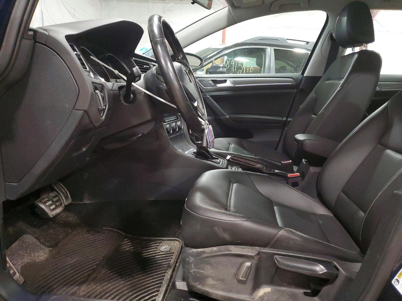 2017 VOLKSWAGEN GOLF ALLTRACK S photo 13