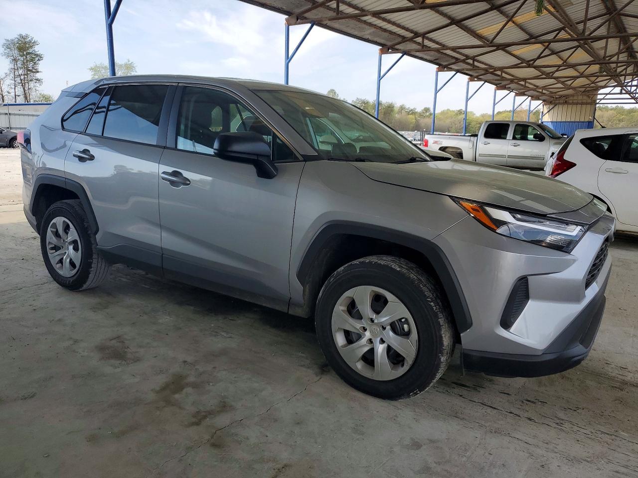 2025 TOYOTA RAV4 LE photo 4