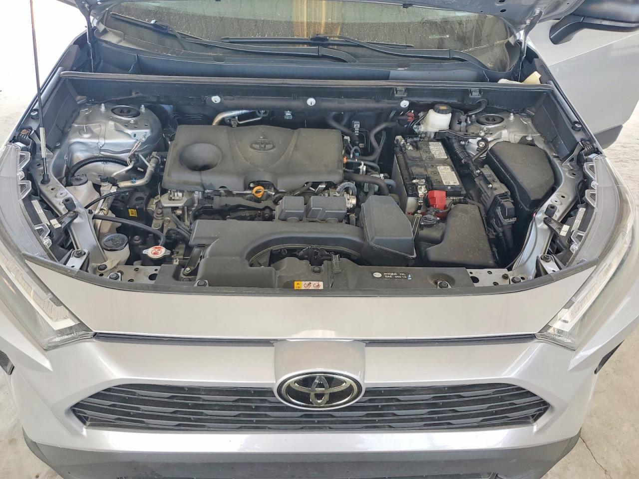 2025 TOYOTA RAV4 LE photo 11