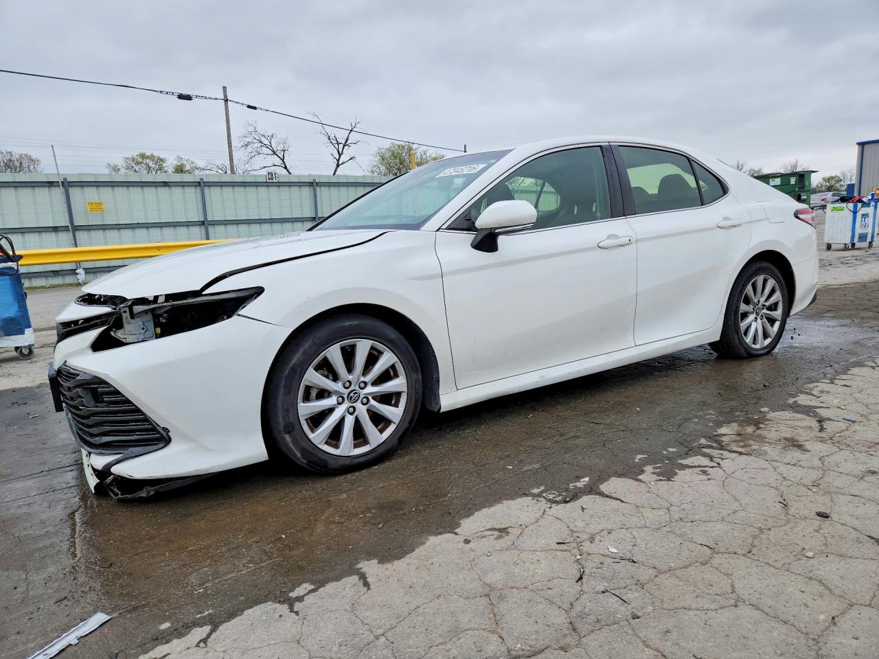 2018 TOYOTA CAMRY