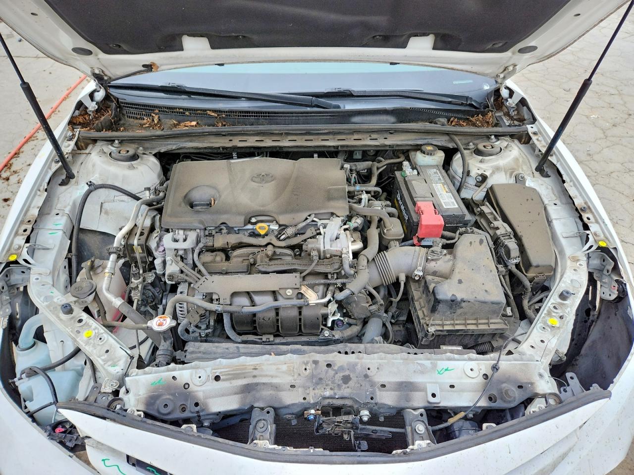 2018 TOYOTA CAMRY LE photo 31